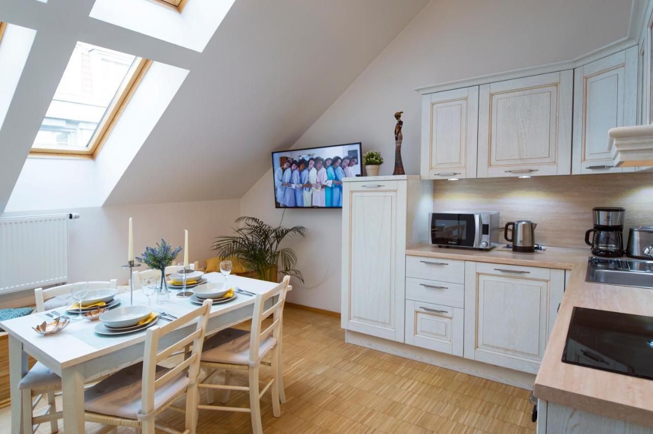 Modern Apartment Charvatova Prága Kültér fotó
