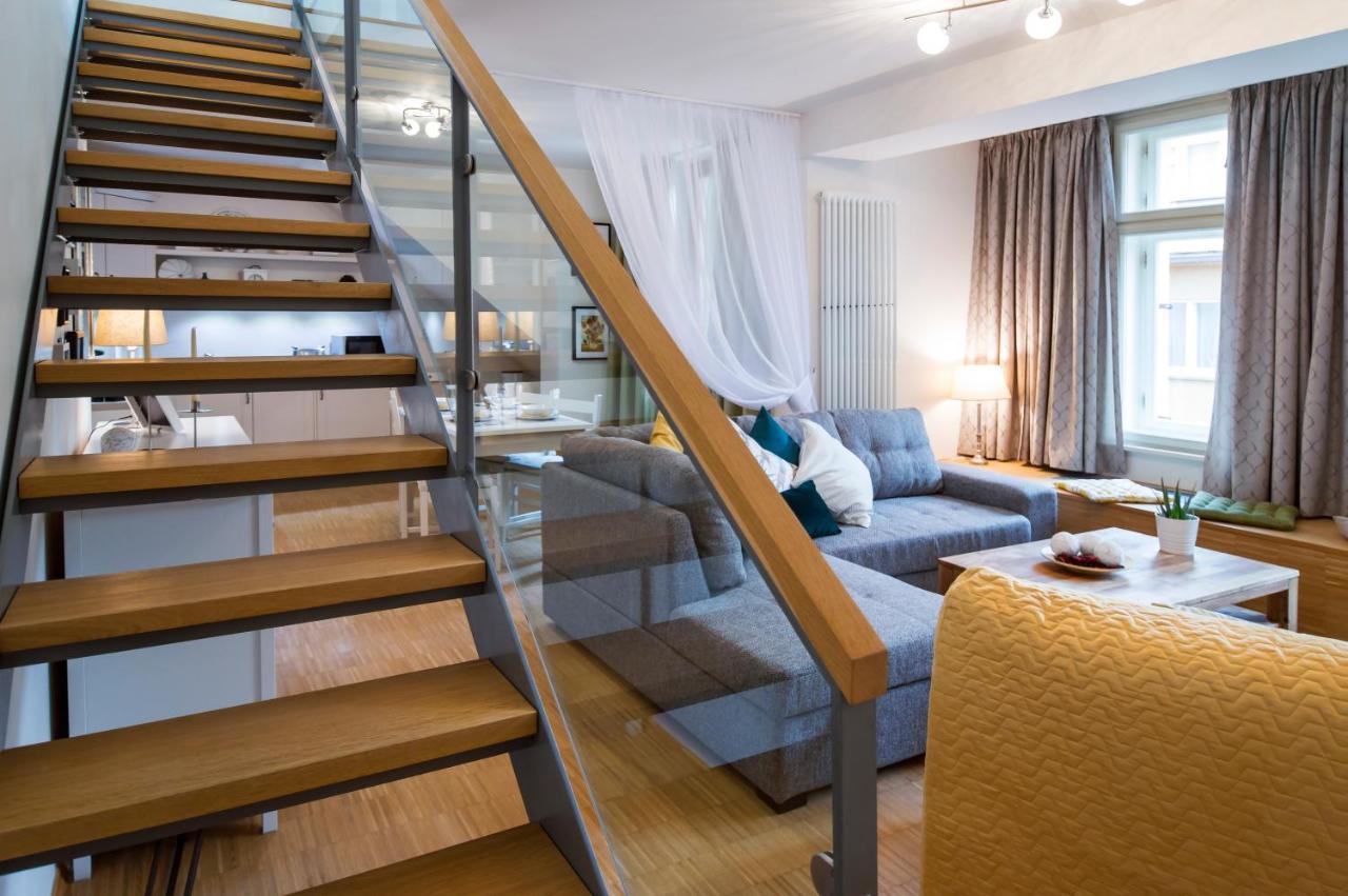 Modern Apartment Charvatova Prága Kültér fotó