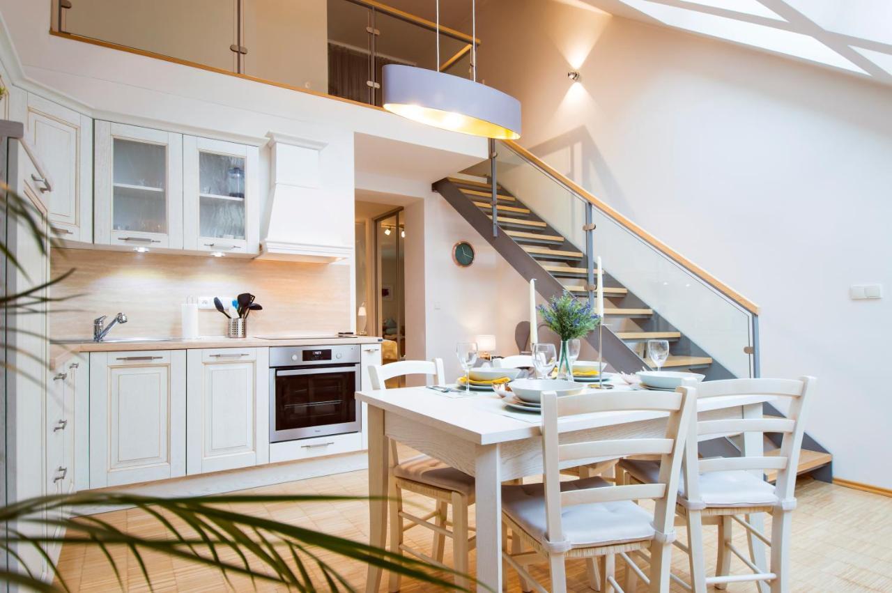 Modern Apartment Charvatova Prága Kültér fotó