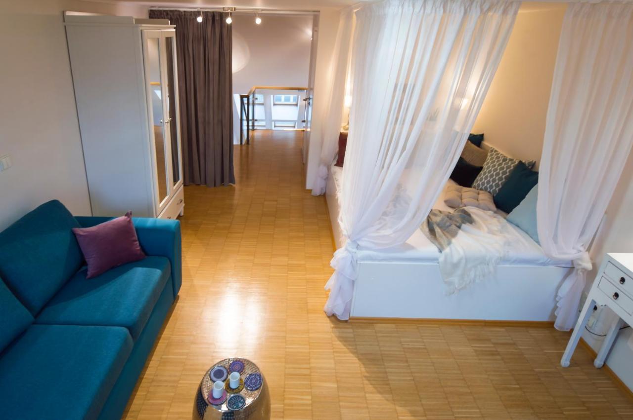 Modern Apartment Charvatova Prága Kültér fotó