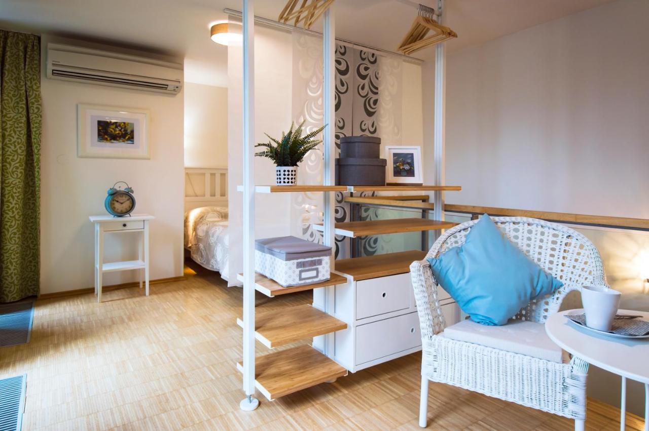 Modern Apartment Charvatova Prága Kültér fotó