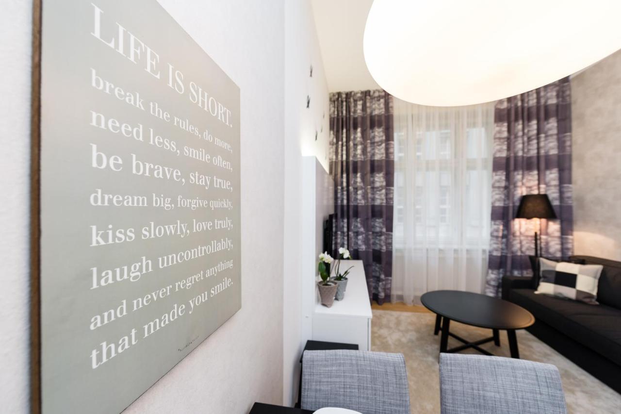 Modern Apartment Charvatova Prága Kültér fotó