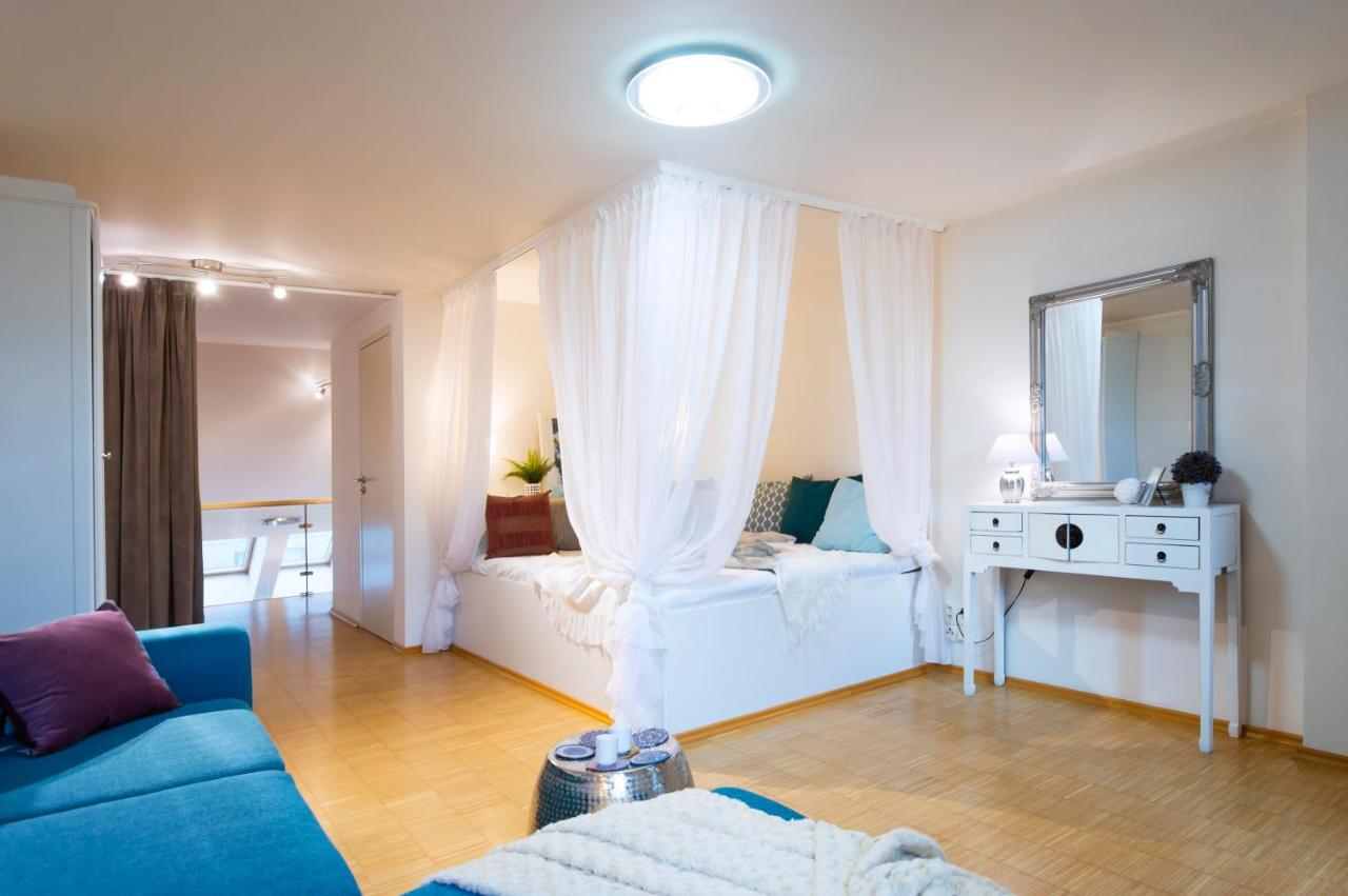 Modern Apartment Charvatova Prága Kültér fotó