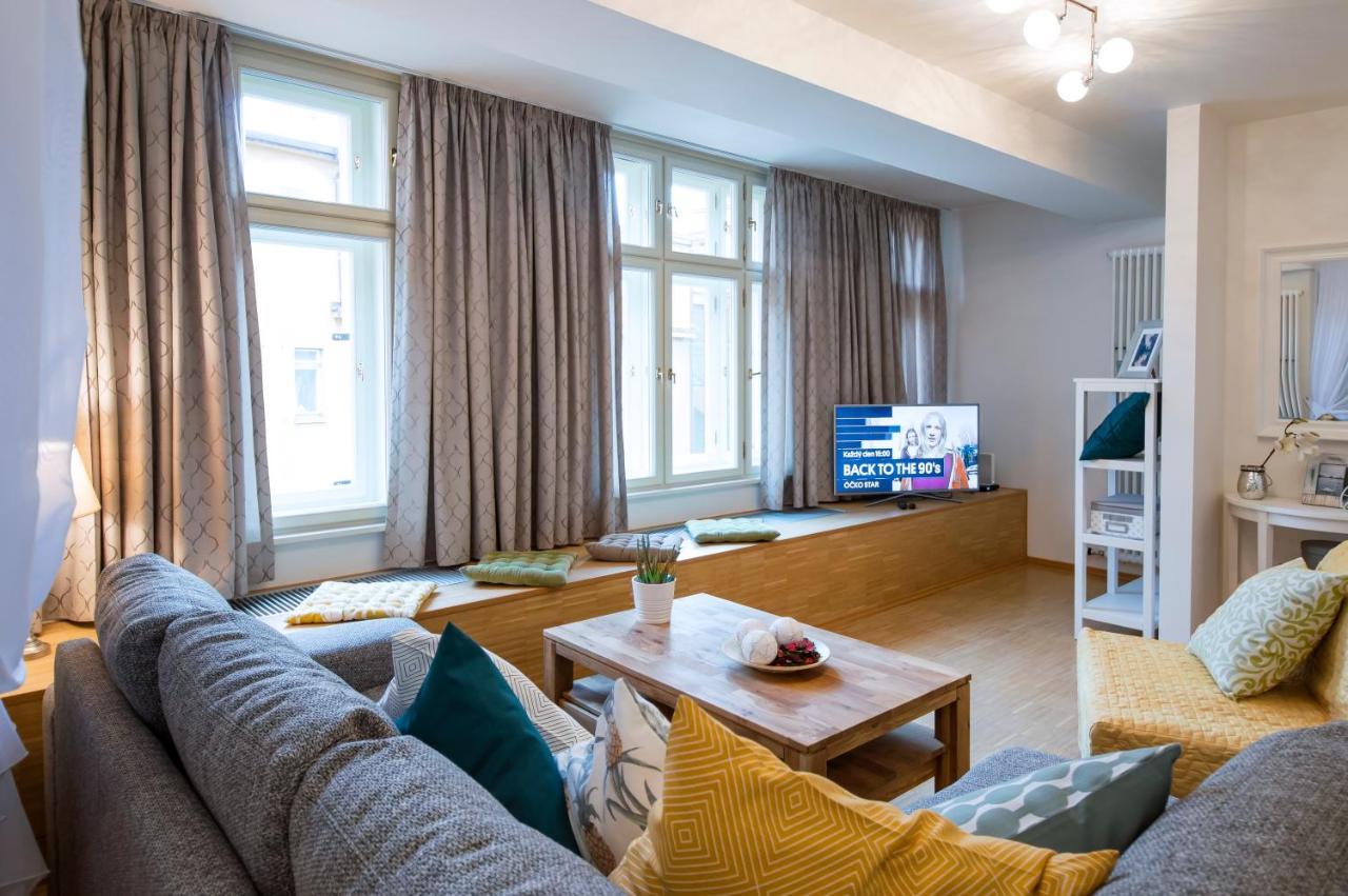 Modern Apartment Charvatova Prága Kültér fotó